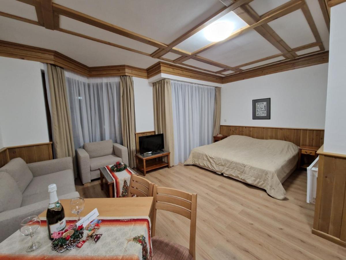 Pirin Golf Private Apartments & Studios Razlog Exteriör bild